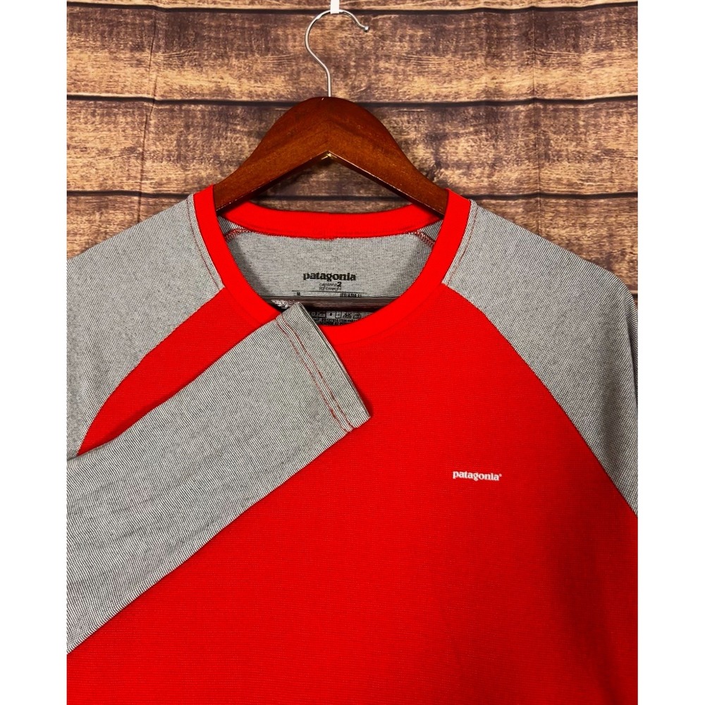 Patagonia Capilene 2 Mens‎ Medium Red Gray Long Sleeve Base Layer Shirt Raglan